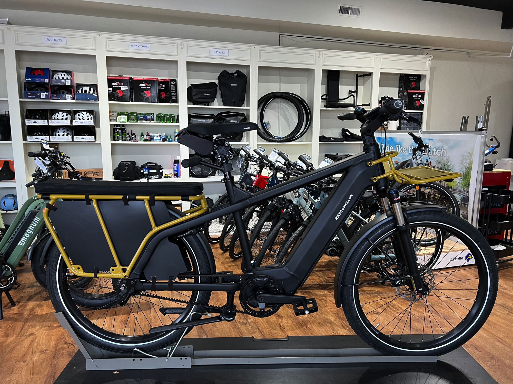 Featured image for “Bosch Smart System is here at eBike Central! 2022 Riese & Muller Multicharger has arrived!”